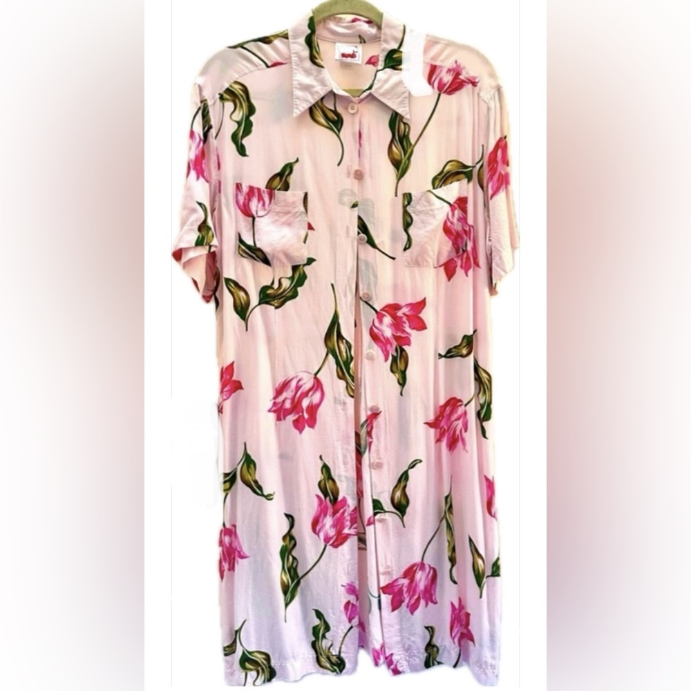 1980s Mondi Collectible Pink Vintage Shirtdress. Medium. Rare Find
